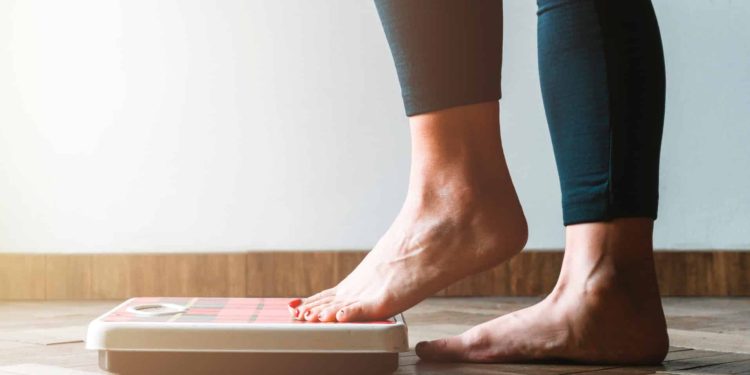 10 Foods That Stop Weight Loss (And What to Eat Instead)
