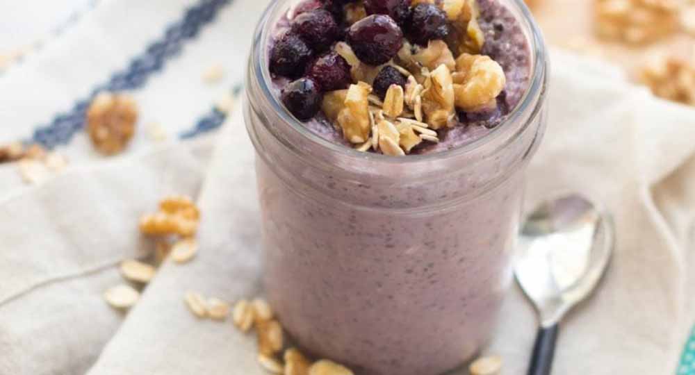 Blueberry and Walnut Overnight Oats