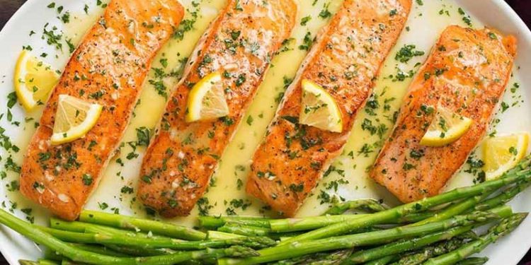 6 Easy Mediterranean Diet Recipes That Are Healthy & Delicious